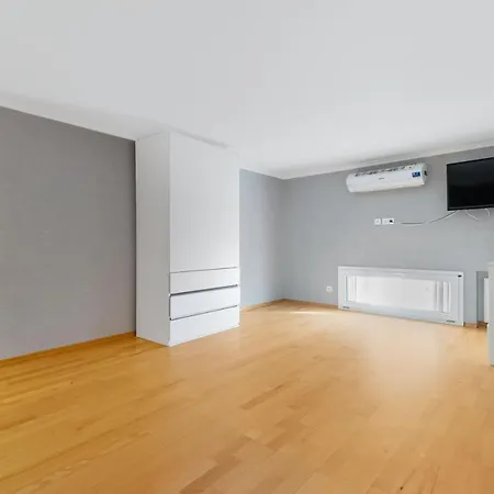 Deribasivska With Bath Apartment Odesa